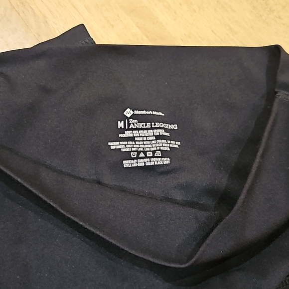 Leggings - Picture 3 of 3